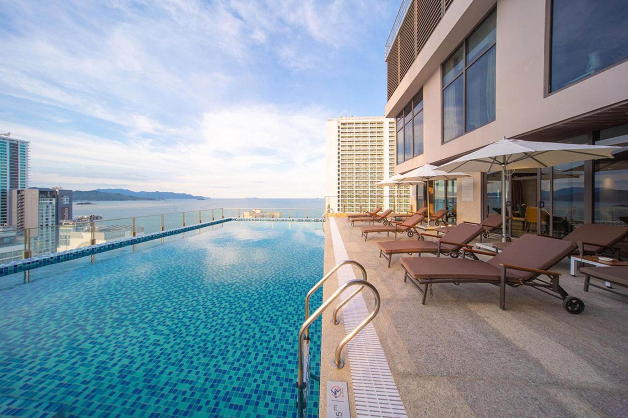 Green Beach Hotel Nha Trang Exterior foto